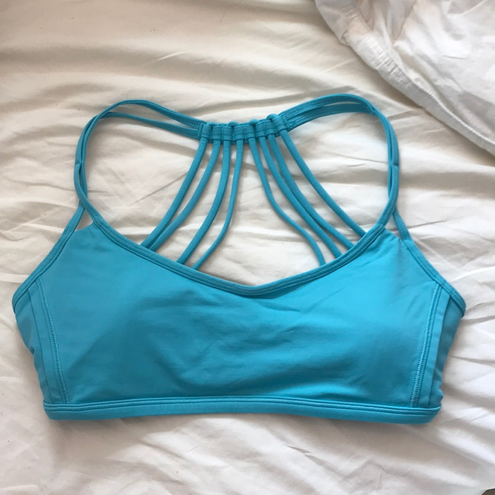 Lululemon Lighten Up Sports Bra bright blue